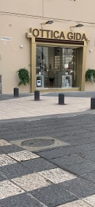 architettura e costruzioni ristrutturazione negozio ottica casalnuovo