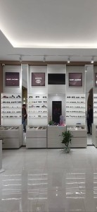 architettura e costruzioni ristrutturazione negozio ottica casalnuovo